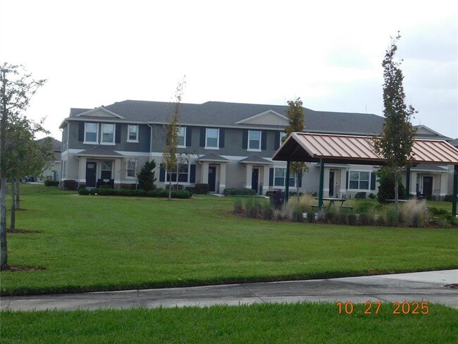 1587 Candlefire Row in Kissimmee, FL - Building Photo - Building Photo