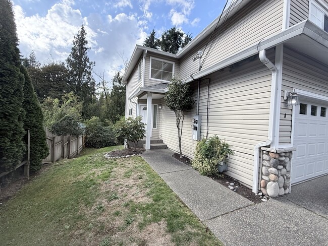 414 91st Ave SE in Lake Stevens, WA - Building Photo - Building Photo