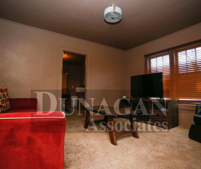 408 W Luckey St in Carlsbad, NM - Building Photo - Building Photo