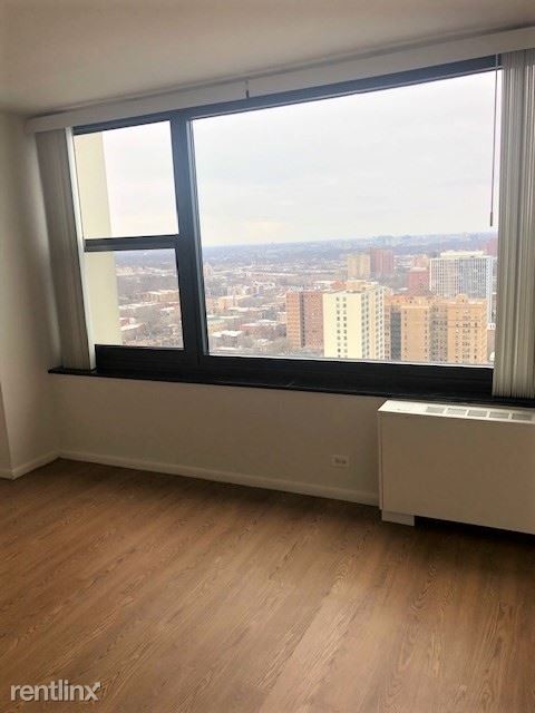 7447 S South Shore Dr in Chicago, IL - Building Photo - Building Photo