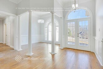 1201 Bavarian Wood Close in Buford, GA - Foto de edificio - Building Photo