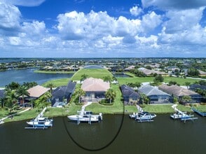 1030 Overlook Ct in Bradenton, FL - Building Photo - Building Photo