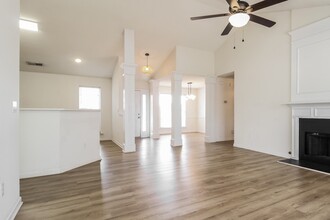 206 Bonnie Woods Dr in Greenville, SC - Building Photo - Building Photo