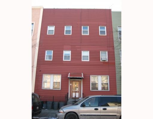 102 Eagle St in Brooklyn, NY - Building Photo - Building Photo