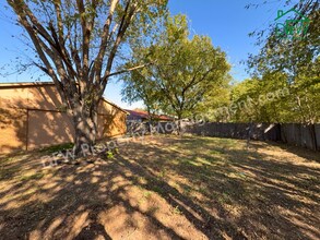 1233 Steinburg Ln in Fort Worth, TX - Building Photo - Building Photo