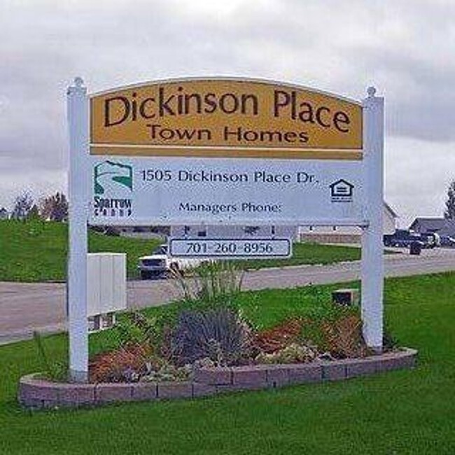 2279 Prairie Oak Dr in Dickinson, ND - Foto de edificio - Building Photo