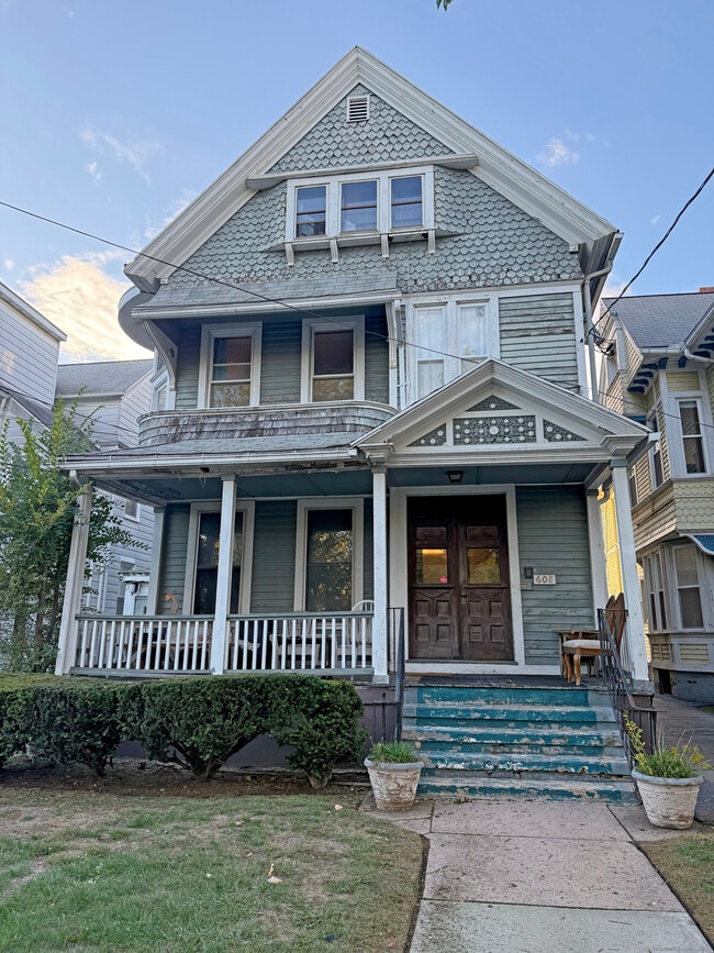 property at 608 Orange St