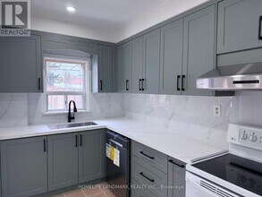 393 Glenholme Ave in Toronto, ON - Building Photo - Building Photo