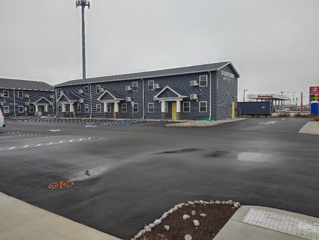 3430 Stellhorn Rd in Fort Wayne, IN - Building Photo - Building Photo