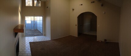 984-984 N Lancelot Ave in Fayetteville, AR - Building Photo - Building Photo