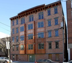 603-607 Monroe St in Hoboken, NJ - Building Photo - Building Photo