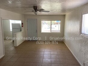 4025 E Montecito St in Tucson, AZ - Building Photo - Building Photo
