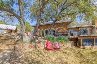 2927 Colonels Row in Graford, TX - Foto de edificio - Building Photo