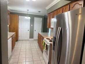 4317 Green Acres Rd in Metairie, LA - Foto de edificio - Building Photo
