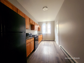 5649 W Washington Blvd in Chicago, IL - Building Photo - Building Photo