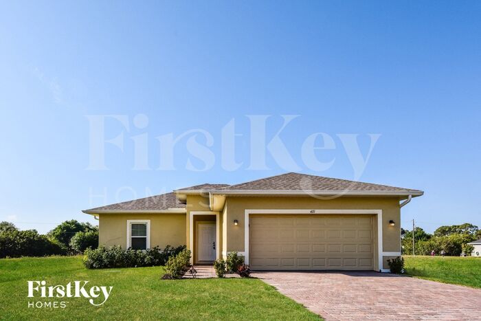 421 Sunset Rd N in Rotonda West, FL - Building Photo