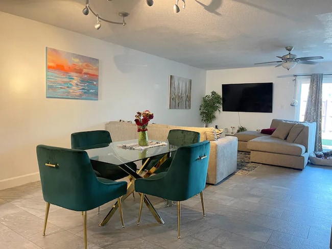 6843 NW 29th Ave in Fort Lauderdale, FL - Building Photo - Building Photo