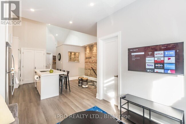 1220-1220 King St W in Toronto, ON - Building Photo - Building Photo