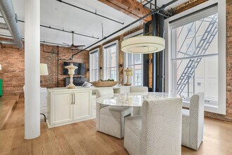 711 S Dearborn St in Chicago, IL - Building Photo - Building Photo