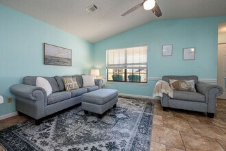 17462 Front Beach Rd in Panama City Beach, FL - Foto de edificio - Building Photo