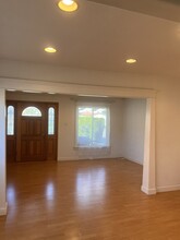 1345 N Pacific Ave in Glendale, CA - Building Photo - Building Photo