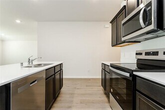 5114 Knob Hl Dr in Denton, TX - Building Photo - Building Photo