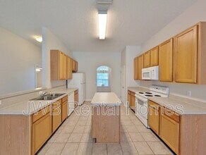 9240 Hawks Haven Ct in Jacksonville, FL - Building Photo - Building Photo