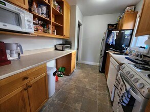 80 Pembroke St in Kingston, ON - Building Photo - Building Photo