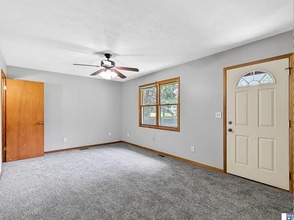 706 Old Cheney Rd in Lincoln, NE - Building Photo - Building Photo