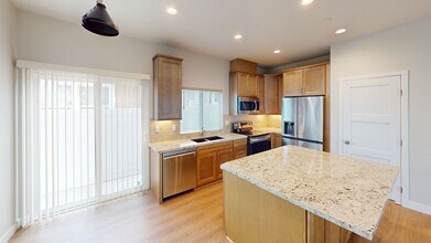 1001 13th St in Imperial Beach, CA - Building Photo - Building Photo