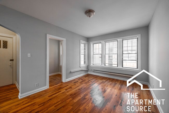 property at 4409 N Wolcott Ave