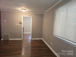 3012 Minnesota Rd in Charlotte, NC - Building Photo - Building Photo
