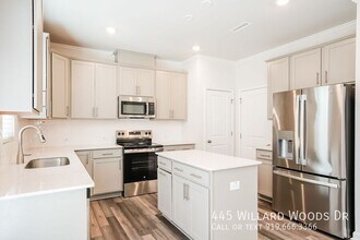 445 Willard Wds Dr in Wendell, NC - Building Photo - Building Photo