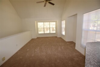 6324 Raleigh St in Orlando, FL - Foto de edificio - Building Photo