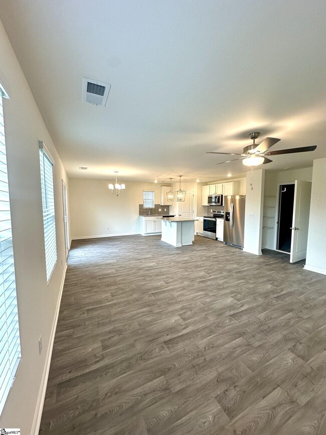6039 Willutuck Dr in Boiling Springs, SC - Building Photo - Building Photo