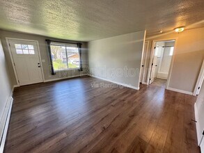 4081 N Attu St in Portland, OR - Building Photo - Building Photo