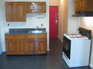 176 Randolph Ave in Jersey City, NJ - Building Photo - Building Photo
