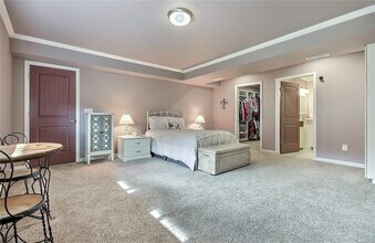 8124 138th St E, Unit Studio in Puyallup, WA - Building Photo - Building Photo