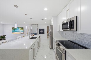 6396 Country Wood Way in Delray Beach, FL - Building Photo