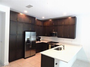 11417 Jacaranda Dr in Naples, FL - Building Photo - Building Photo