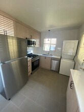 Apartments on Pearl in Denver, CO - Building Photo - Building Photo