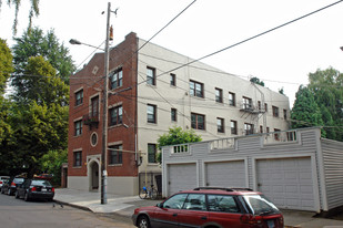 816 SE 29th Ave Apartments