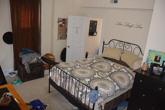 424 Seville St, Unit 2 in Philadelphia, PA - Building Photo - Building Photo
