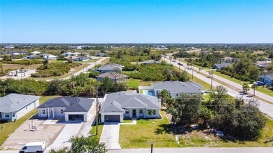 159 Antilla Dr in Rotonda West, FL - Building Photo - Building Photo