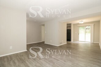 6009 Gwynn Oak Ave in Baltimore, MD - Building Photo - Building Photo