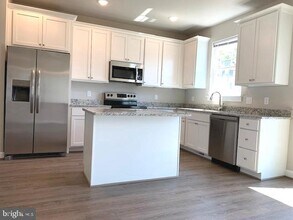 75 Andrews Pl in Fredericksburg, VA - Building Photo - Building Photo