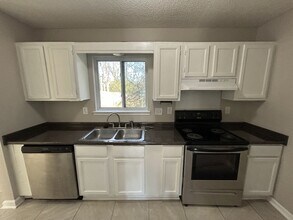 413 Oakland Rd in Madison, AL - Building Photo - Building Photo