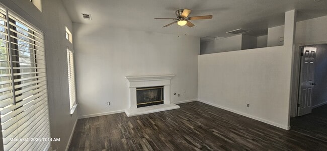 1502 Goshen Ave in Clovis, CA - Building Photo - Building Photo