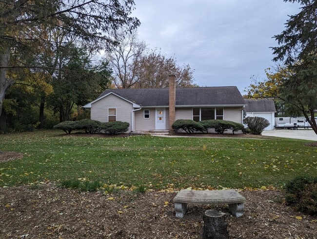 property at 2709 Crystal Lake Rd