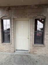 4419 Springfield Ave in Laredo, TX - Building Photo - Building Photo